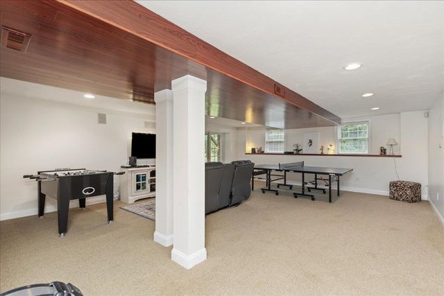1049 Bridge Street, Pelham, NH 03076