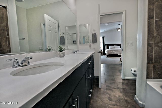 4215 W BRADSHAW CREEK Lane, New River, AZ 85087