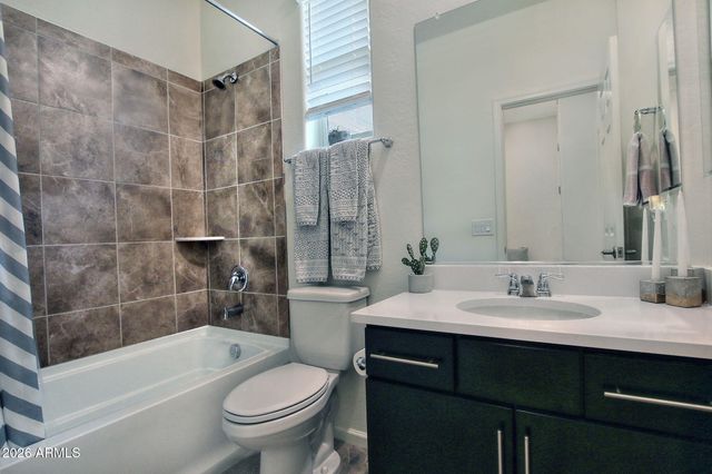 4215 W BRADSHAW CREEK Lane, New River, AZ 85087