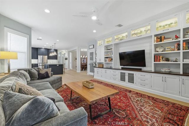 619 W Palm, Monrovia, CA 91016