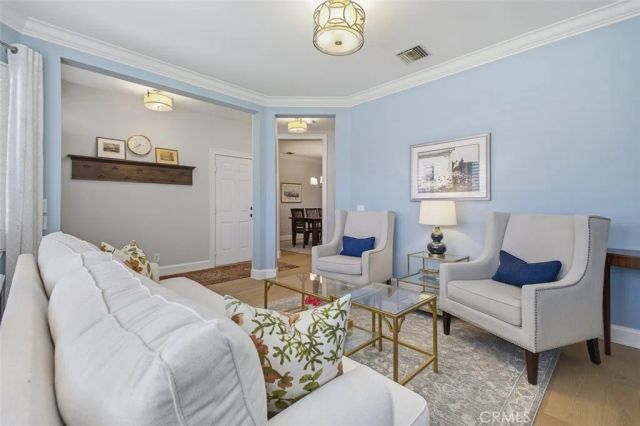 619 W Palm, Monrovia, CA 91016