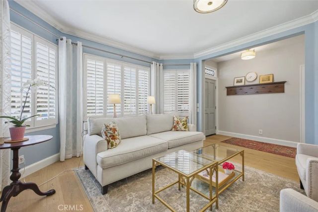 619 W Palm, Monrovia, CA 91016