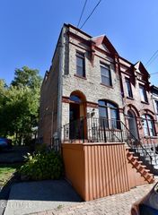 51 1/2 First Street, Albany, NY 12210