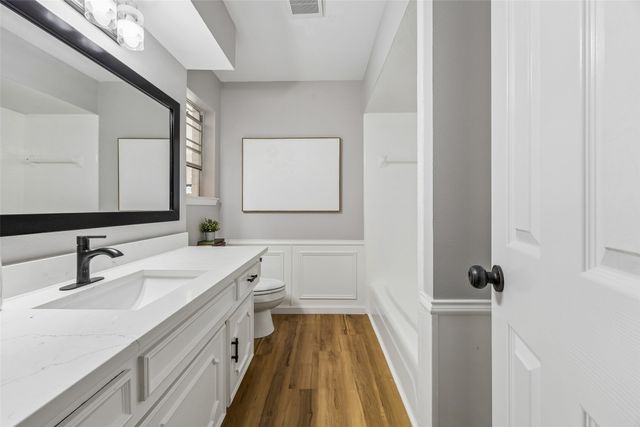 9320 Whitehurst Drive, Dallas, TX 75243