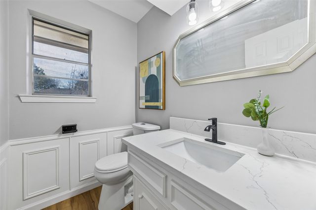 9320 Whitehurst Drive, Dallas, TX 75243