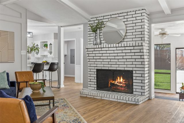 9320 Whitehurst Drive, Dallas, TX 75243