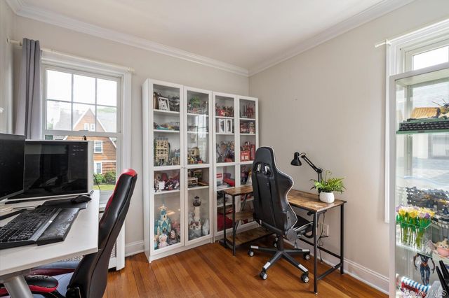 8 May Court, West Hempstead, NY 11552