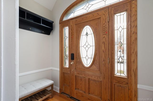 8 May Court, West Hempstead, NY 11552