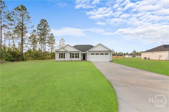 668 Belfast Loop, Ellabell, GA 31308