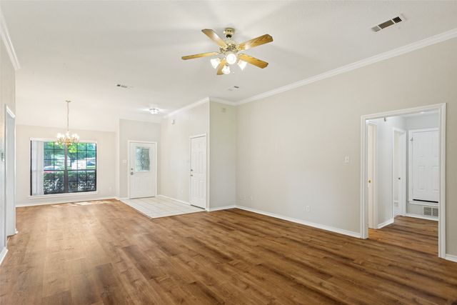 1213 Downwood Drive, Burleson, TX 76028