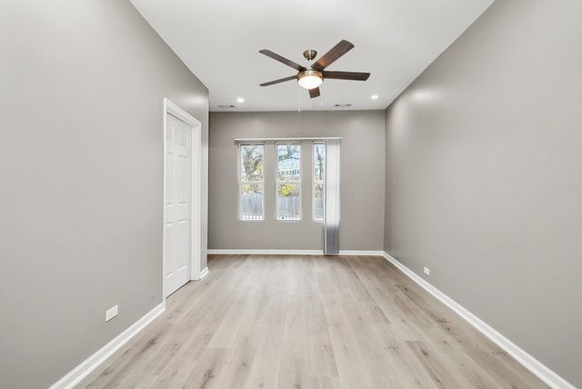 3328 S Damen Avenue, Chicago, IL 60608