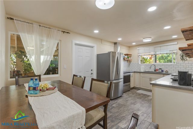 92-362 Laahaina Place, Kapolei, HI 96707