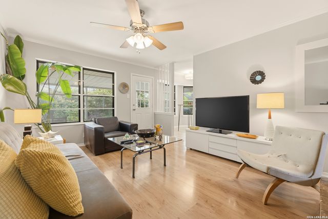 5634 Castle Knight, San Antonio, TX 78218