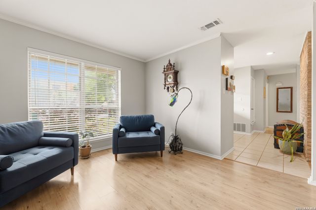 5634 Castle Knight, San Antonio, TX 78218