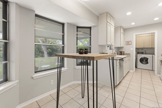 5634 Castle Knight, San Antonio, TX 78218