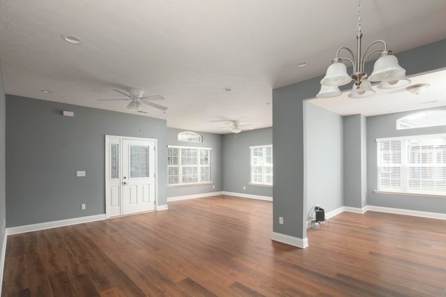 152 Christal Drive, Georgetown, KY 40324