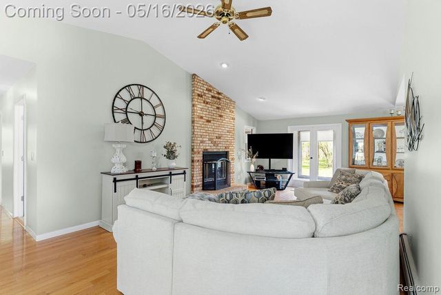 8742 Hyne Road, Brighton Township, MI 48114
