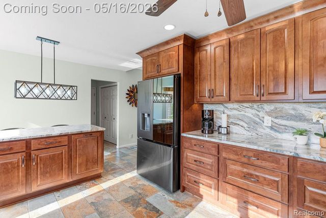 8742 Hyne Road, Brighton Township, MI 48114