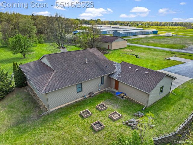 8742 Hyne Road, Brighton Township, MI 48114