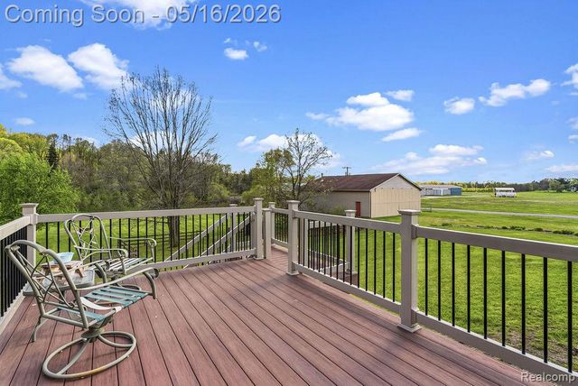 8742 Hyne Road, Brighton Township, MI 48114