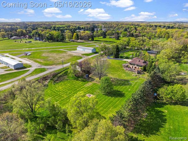 8742 Hyne Road, Brighton Township, MI 48114