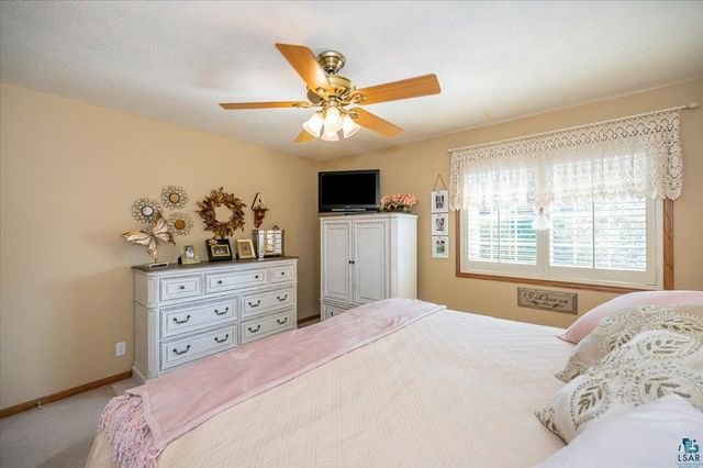 1605 N 54th St, Superior, WI 54880