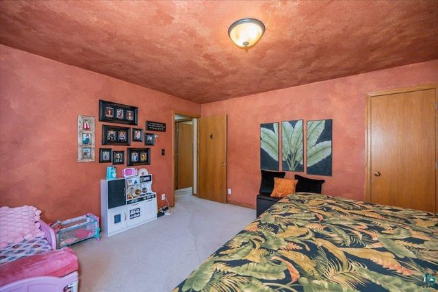 1605 N 54th St, Superior, WI 54880