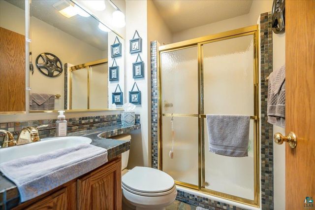 1605 N 54th St, Superior, WI 54880