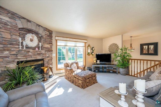 1605 N 54th St, Superior, WI 54880