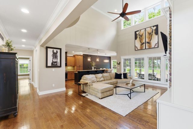 1008 Forrest Court, Versailles, KY 40383