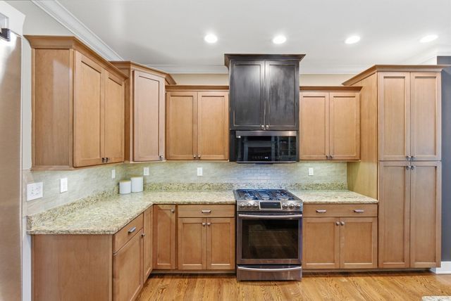 1008 Forrest Court, Versailles, KY 40383