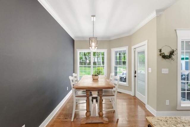 1008 Forrest Court, Versailles, KY 40383