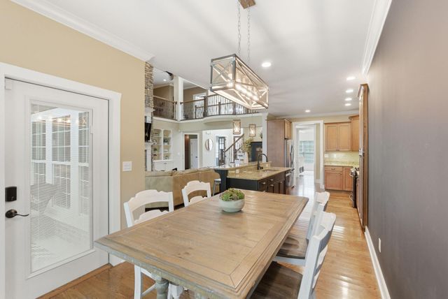 1008 Forrest Court, Versailles, KY 40383