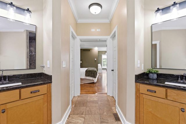 1008 Forrest Court, Versailles, KY 40383