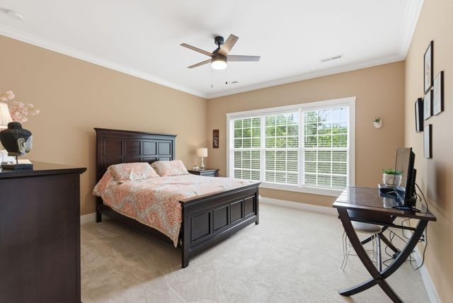 1008 Forrest Court, Versailles, KY 40383