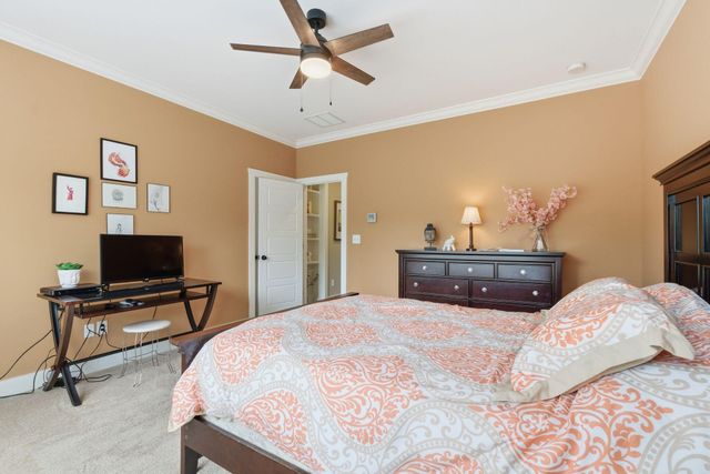1008 Forrest Court, Versailles, KY 40383