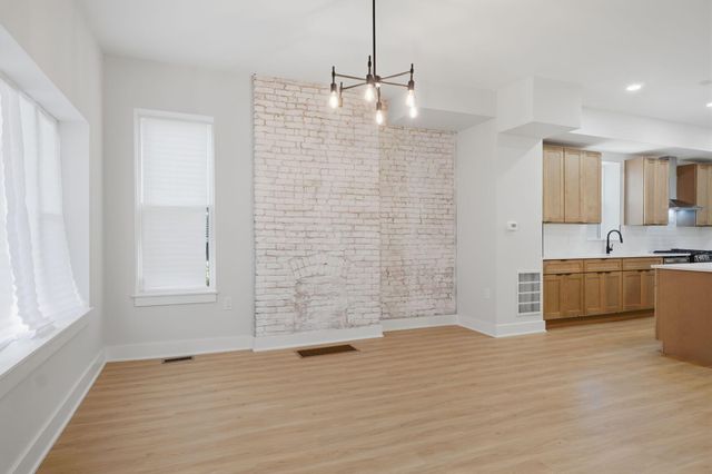 156 Wilson Avenue, Columbus, OH 43205