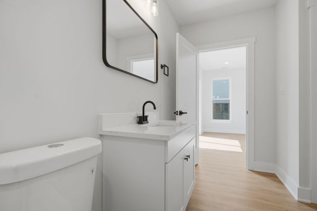 156 Wilson Avenue, Columbus, OH 43205