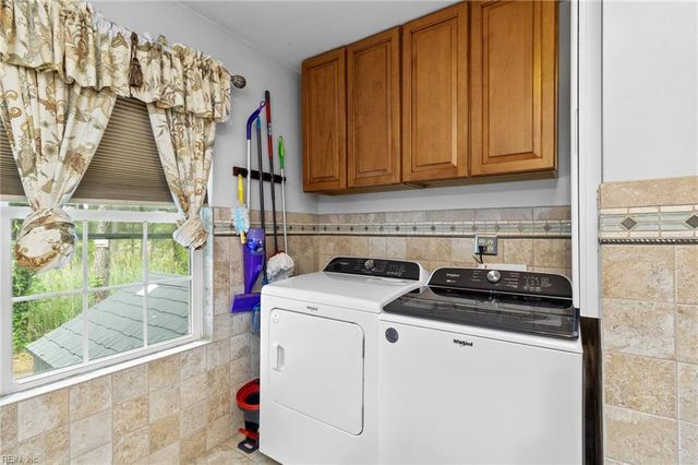 150 Ridge RD, Poquoson, VA 23662