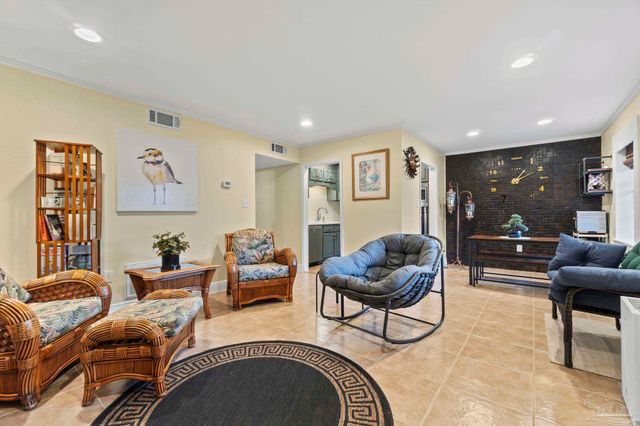 300 Bayou Blvd 114, Pensacola, FL 32503