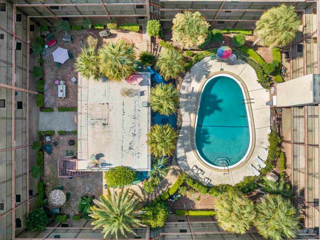 300 Bayou Blvd 114, Pensacola, FL 32503