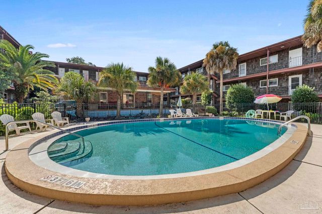 300 Bayou Blvd 114, Pensacola, FL 32503