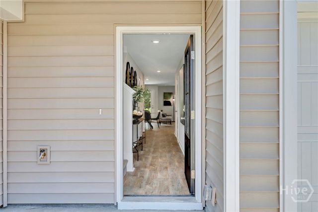 100 Coneflower Road, Bloomingdale, GA 31302