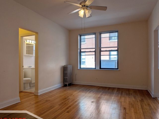 2737 N Spaulding Avenue 220, Chicago, IL 60647