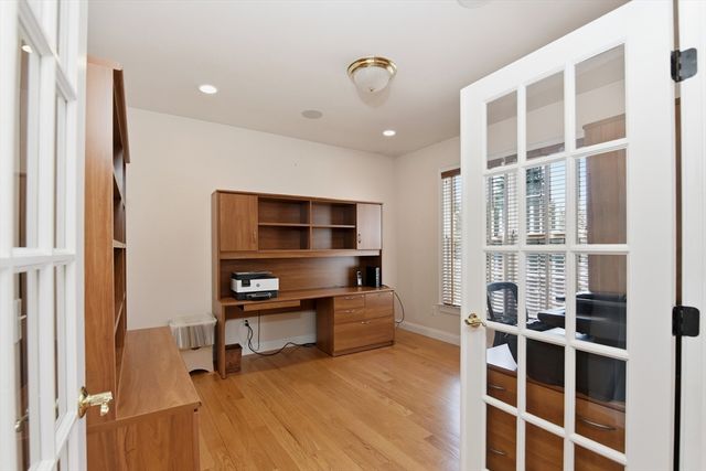 10 Analore Circle, Norfolk, MA 02056