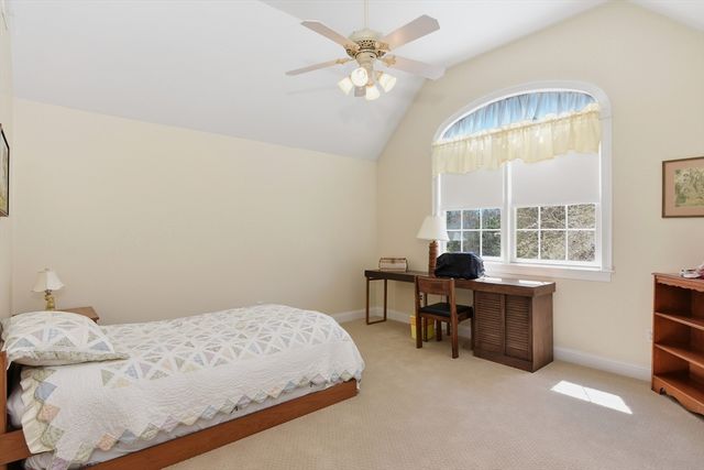 10 Analore Circle, Norfolk, MA 02056