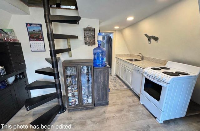 2719 NH Route 25A, Orford, NH 03777