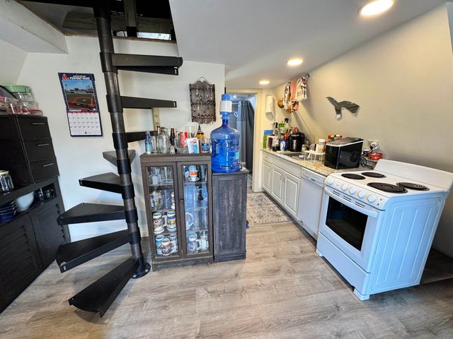 2719 NH Route 25A, Orford, NH 03777