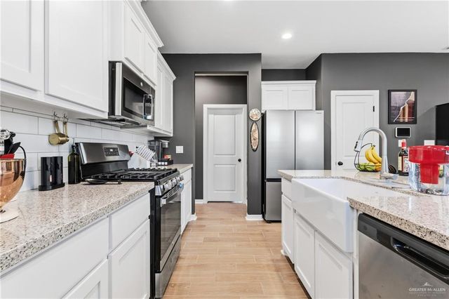 2537 N Blue Sage Avenue, Edinburg, TX 78541