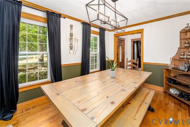 18 Seminole Trl, Palmyra, VA 22963